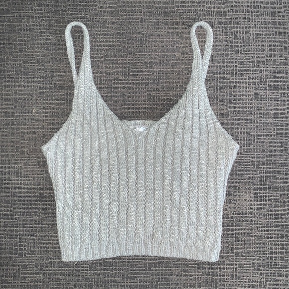 Charlotte Russe Tops - Ribbed V-neck Crop Top